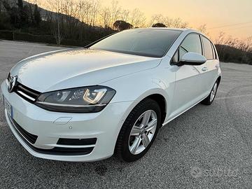 VOLKSWAGEN Golf Business 2.0 TDI 5p. Highline Bl
