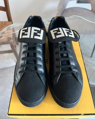 Scarpe fendi n43