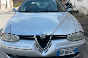 Alfa 156 distintive