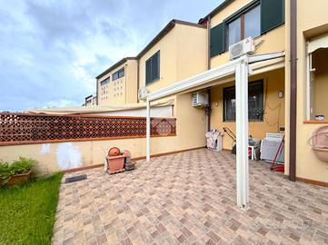 VILLA A SCHIERA A COLLESALVETTI