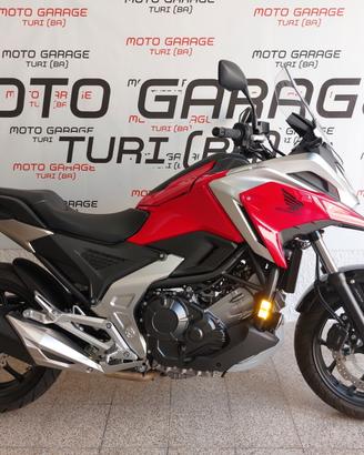 Honda nc750x manuale del 2021 soli 2400 km