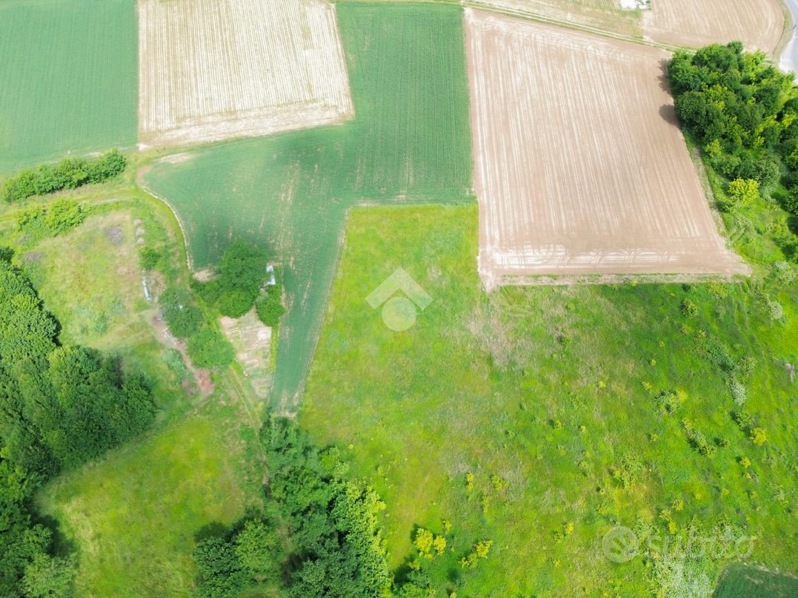 TER. AGRICOLO A TREZZANO ROSA - Vista 3