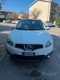 Nissan qashqai+2   2012