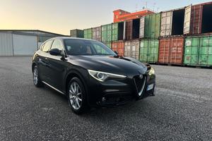Alfa Romeo Stelvio 2.2 Turbodiesel 210 CV AT8 Q4 E