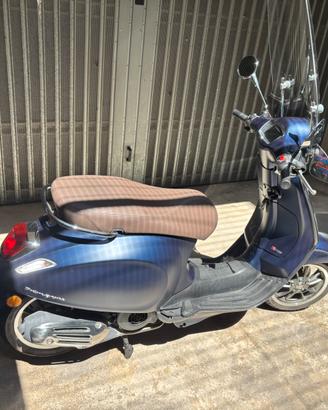 Vespa Primavera 125
