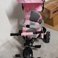 triciclo kinderkraft  Aston