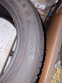 Pneumatici  invernali-gomme termiche 225/55 r17