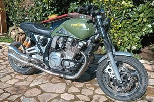 Yamaha XJR 1300 special