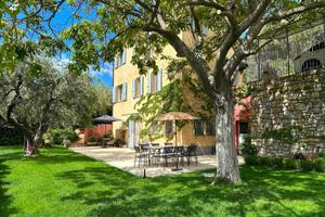 Villa di 164 m² con 5 locali a Vallebona
