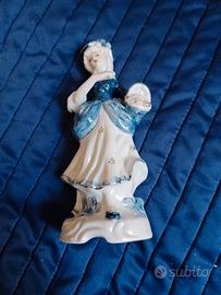 statuetta porcellana 