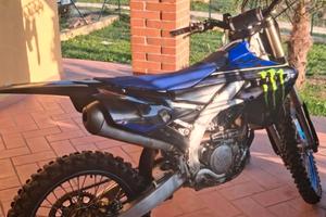 Yamaha Monster Energy YZ250 4T