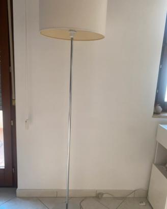 Lampada da terra panna marca poltrone e sofa’