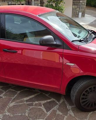 LANCIA Y10 cilindrata 1242 benzina