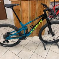 TREK TOP FUEL M/L full CARBON