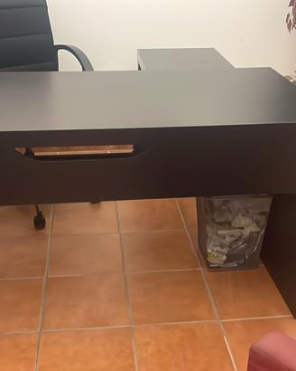 Scrivania Ikea Malm nera