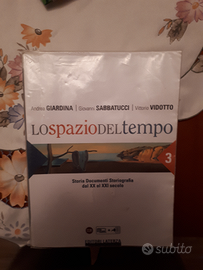 Libro scolastico superiori storia