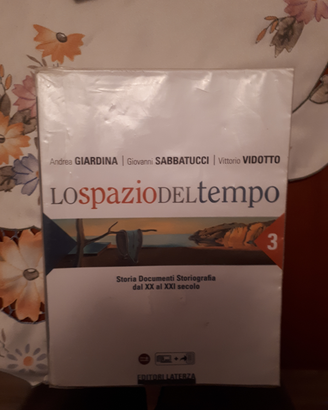 Libro scolastico superiori storia