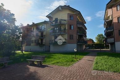2 LOCALI A SPINO D'ADDA