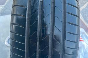 Gomme estive 215/60/16