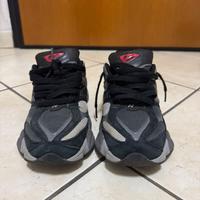 NEW BALANCE 9060 - TG 41,5 - NERO/GRIGIO - NO BOX