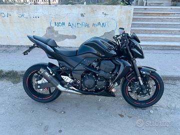 Kawasaki z750 total black
