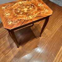 Tavolino antiquariato