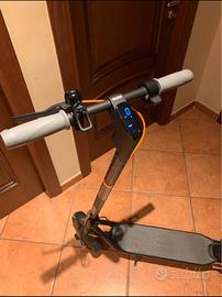 Monopattino elettrico Segway Ninebot