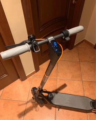 Monopattino elettrico Segway Ninebot
