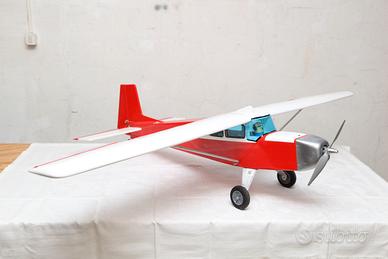 aeromodello elettrico big lift rosso