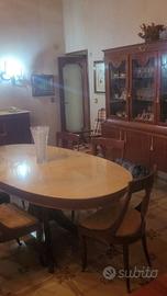 Set tavolo ovale e sedie in marmo e legno