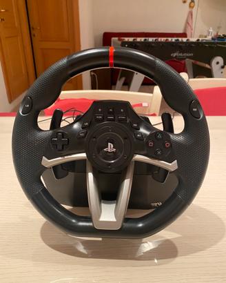 Volante HORI per PS4 e PS5