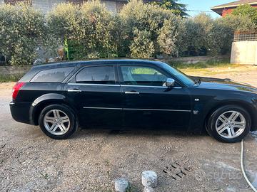 Chrysler 300C Touring 3.0 CRD