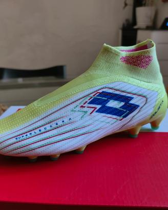 Scarpe calcio Lotto super leggera 