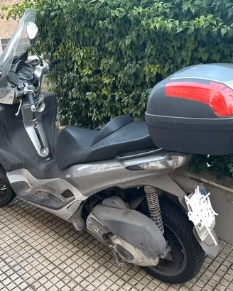 Piaggio MP3 300 revisionato - RIBASSATO