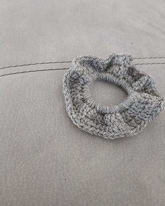 scrunchie fatto a mano 