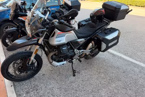 Moto Guzzi V85 tt