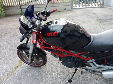 Ducati Monster 600