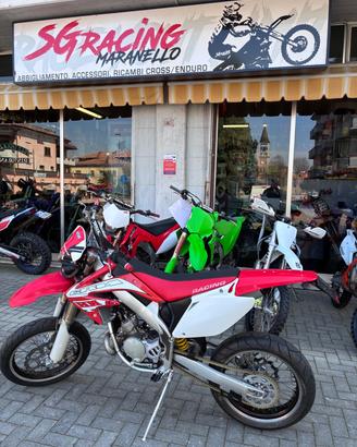 HM 50 SIX COMPETITION