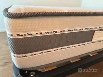 Letto 190x160 con doghe in legno