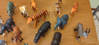 animali in gomma e plastica 
