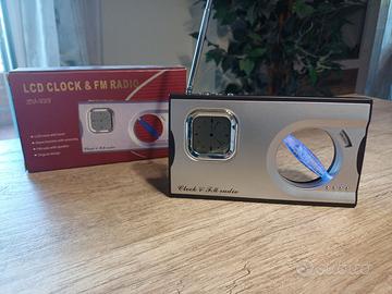 Sveglia digitale da comodino