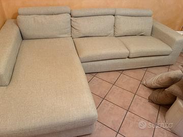 Divano ad angolo poltrone e sofà