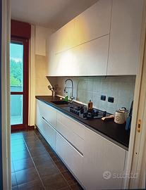 Pensili (solo il sopra) + Top marca Lube