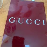 Busta gucci