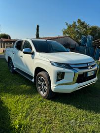 Pick up  Mitsubishi l 200