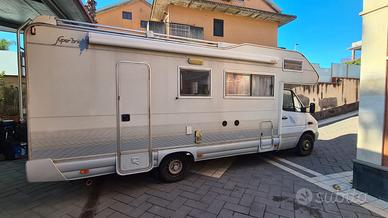 MANSARDATO RIMOR 728 Mercedes312D