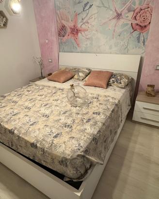 Arredamento due camere da letto complete gemelle .