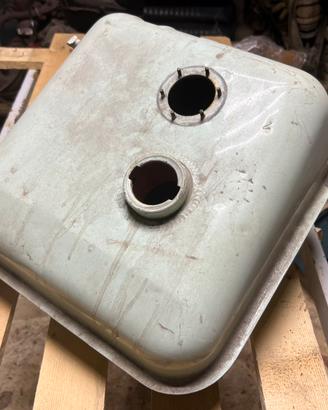 Serbatoio fiat 500 D