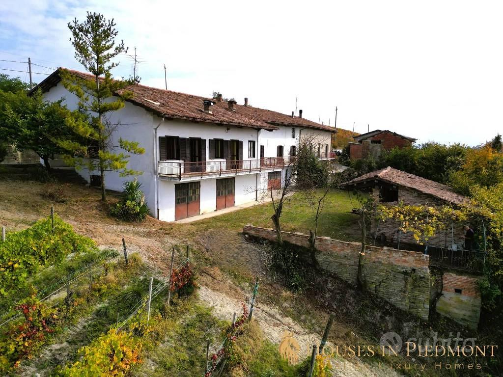 Rustico / Casale di 400 m² con più di 5 locali e b - Vista 5