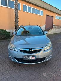 Opel Astra 1.7 CDTI 110CV 5 porte Cosmo/*